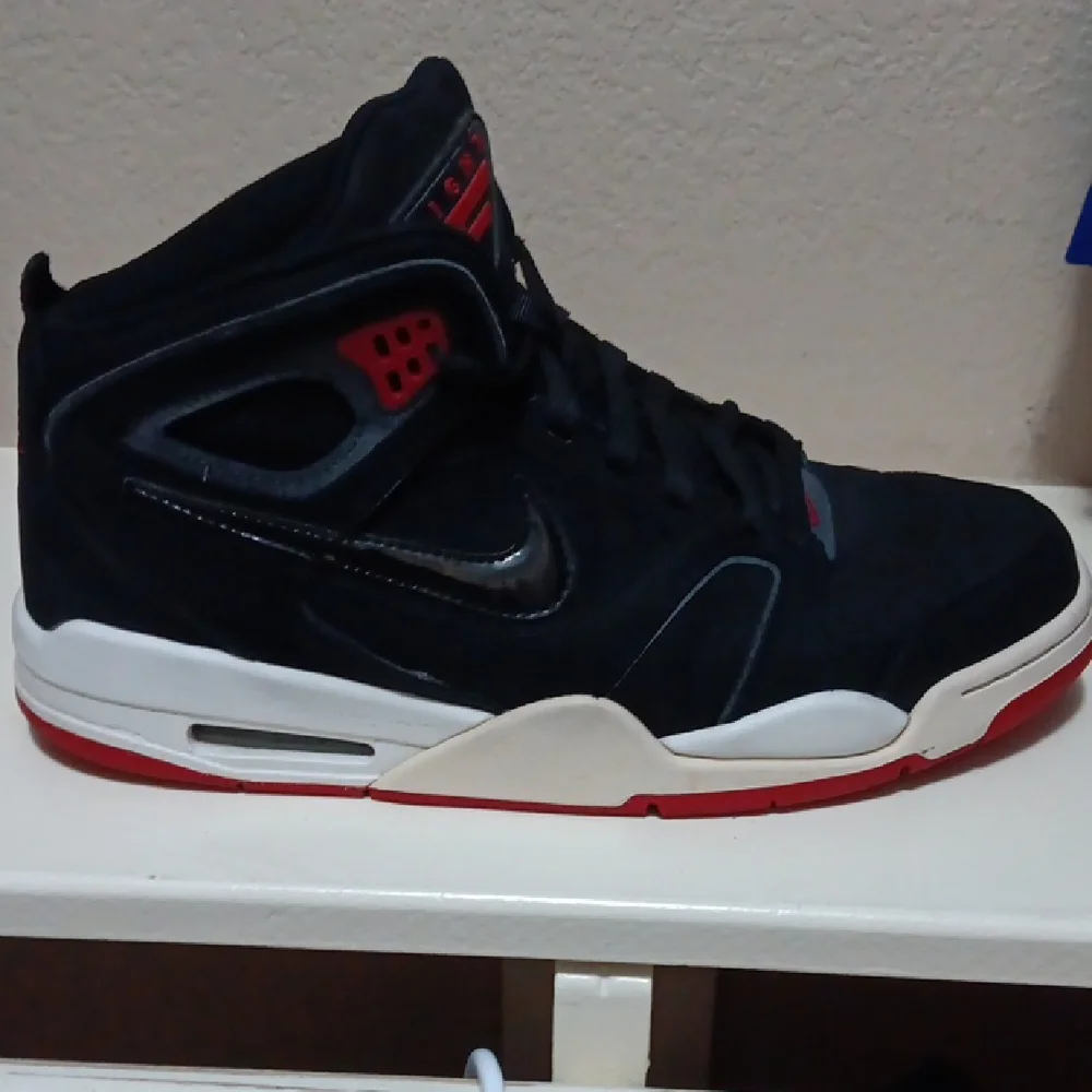 Nike Flight Falcon "Bred" - Picture 7 of 7